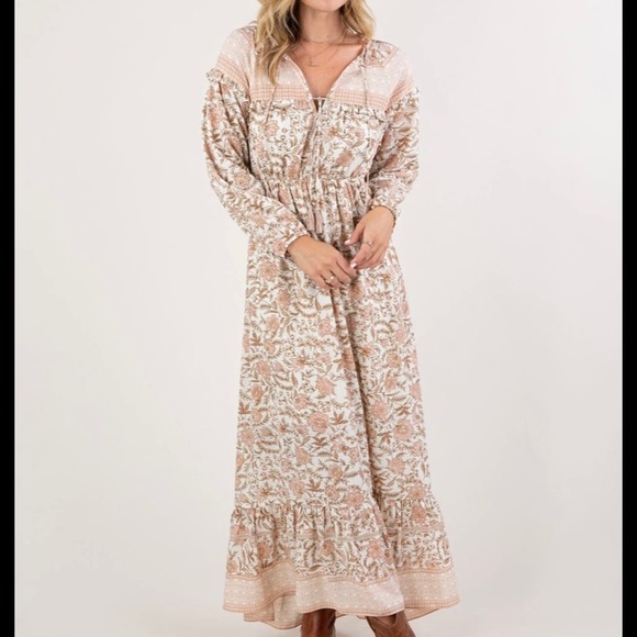 Love stitch Boho Maxi - Picture 3 of 3